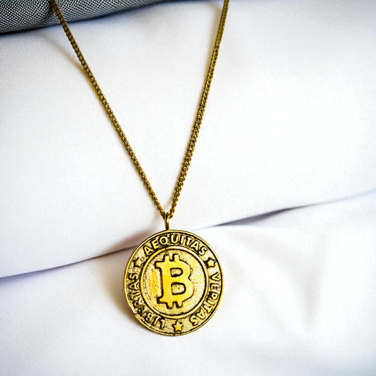 AEQUITAS * VERITAS * LIBERTAS [gold chain]